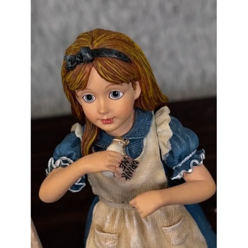 Boyds Bears & Friends Alice in Wonderland Figurine Drink Me Limited Edition